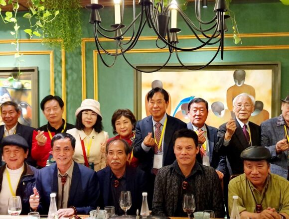 Hội nhà văn Việt Nam tiếp đoàn nhà thơ Hàn Quốc tham dự Ngày thơ VN 2024